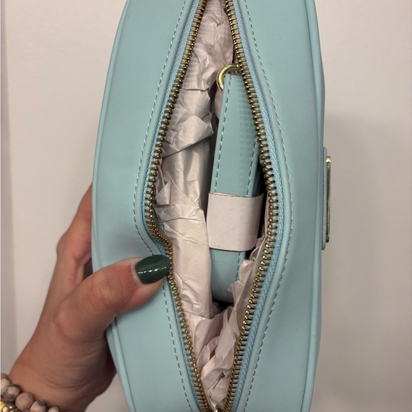 Loungefly Disney NWT Blue Daisy Pooh Crossbody - Picture 6 of 9